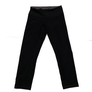 4 / lululemon reversible crop